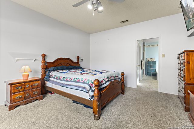 25735 Green River, San Antonio, TX 78260