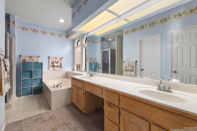 25735 Green River, San Antonio, TX 78260