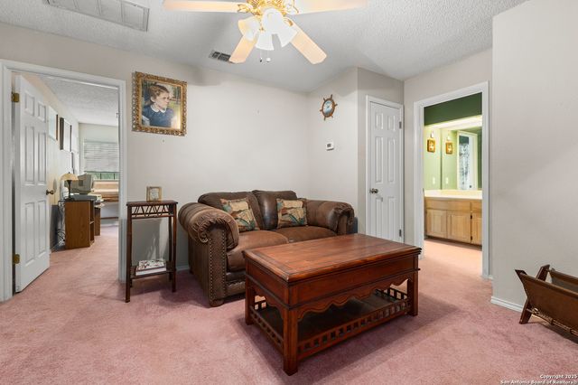 25735 Green River, San Antonio, TX 78260