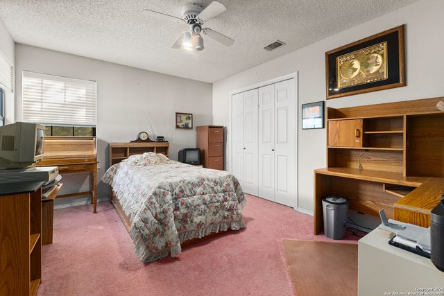 25735 Green River, San Antonio, TX 78260