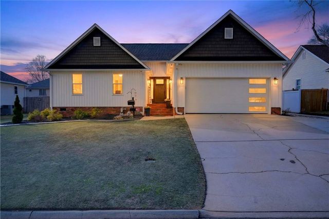 7 Fitzpatrick Court, Fountain Inn, SC 29644