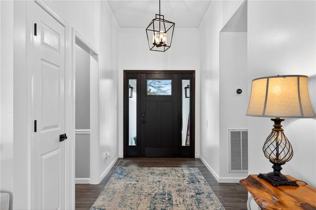 7 Fitzpatrick Court, Fountain Inn, SC 29644