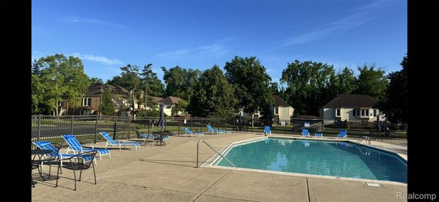 8309 Colony Drive, Grosse Ile Township, MI 48138