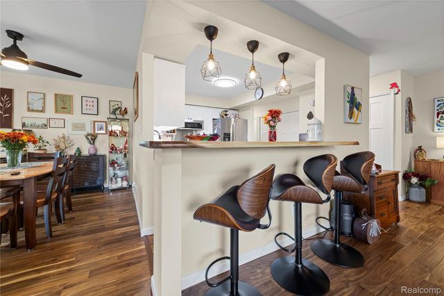 8309 Colony Drive, Grosse Ile Township, MI 48138