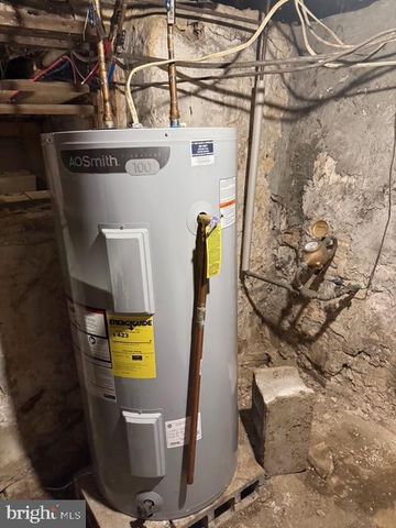 2035 HALFMOON VALLEY RD, Port Matilda, PA 16870