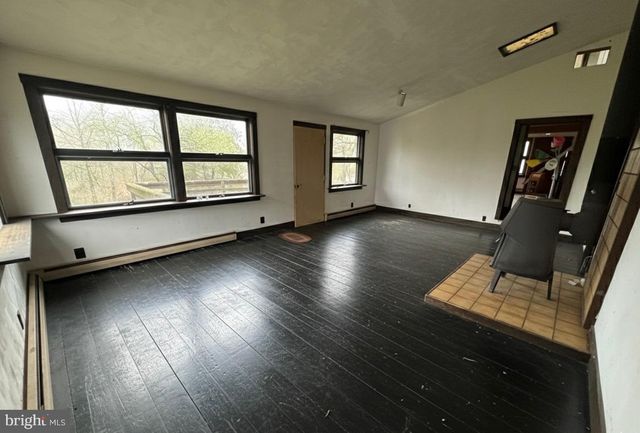 2035 HALFMOON VALLEY RD, Port Matilda, PA 16870