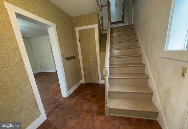 2035 HALFMOON VALLEY RD, Port Matilda, PA 16870