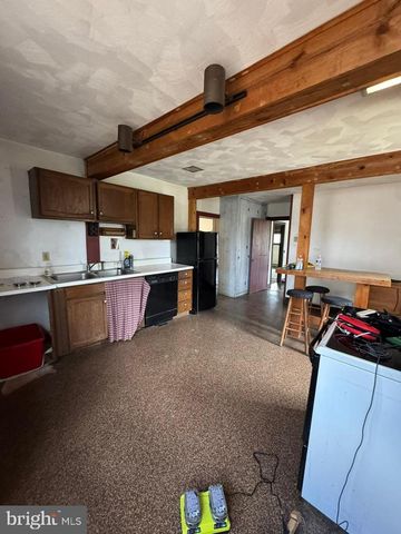 2035 HALFMOON VALLEY RD, Port Matilda, PA 16870