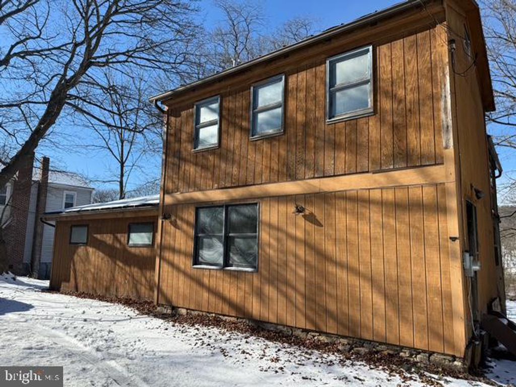 2035 HALFMOON VALLEY RD, Port Matilda, PA 16870