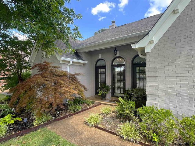3052 LONG BRIDGE CV, Lakeland, TN 38002