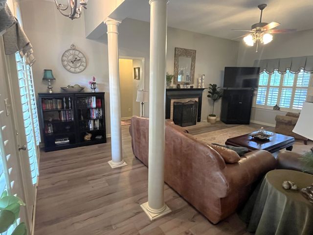 3052 LONG BRIDGE CV, Lakeland, TN 38002