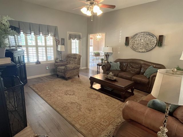 3052 LONG BRIDGE CV, Lakeland, TN 38002