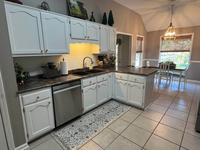3052 LONG BRIDGE CV, Lakeland, TN 38002