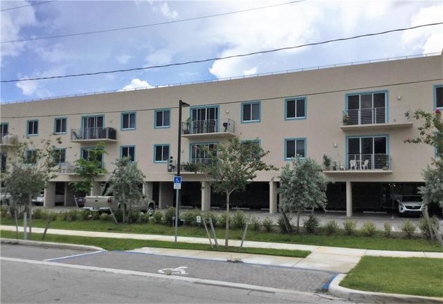 1558 NE 34th Court 3c, Oakland Park, FL 33334