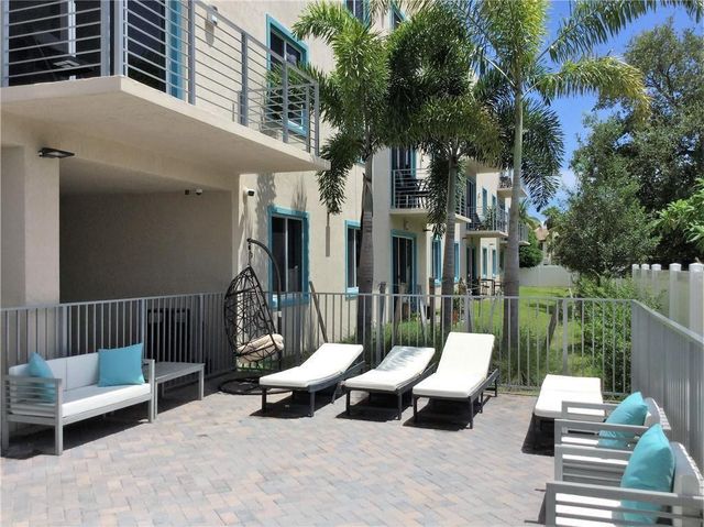 1558 NE 34th Court 3c, Oakland Park, FL 33334