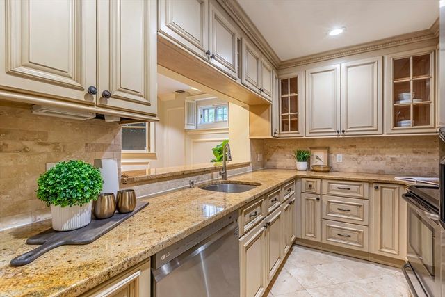 159 St. Botolph 1, Boston, MA 02115