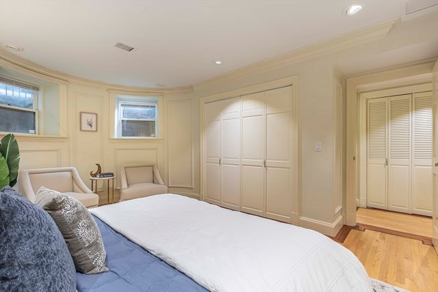 159 St. Botolph 1, Boston, MA 02115