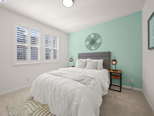 215 Olive Hill Dr, San Jose, CA 95125