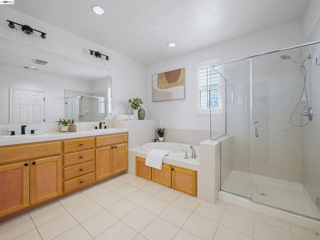 215 Olive Hill Dr, San Jose, CA 95125