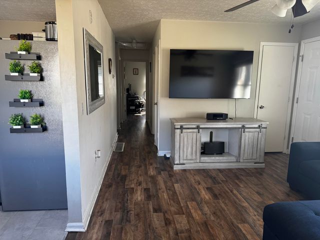 210 Crab Orchard Road, Frankfort, KY 40601