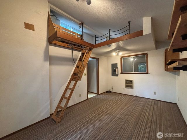 20 NE Saber Drive, Belfair, WA 98528