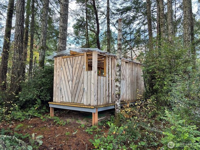 20 NE Saber Drive, Belfair, WA 98528