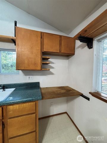 20 NE Saber Drive, Belfair, WA 98528