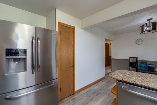 110 S Belmont Drive, Mankato, MN 56001