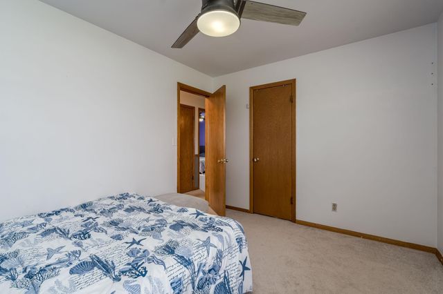 110 S Belmont Drive, Mankato, MN 56001