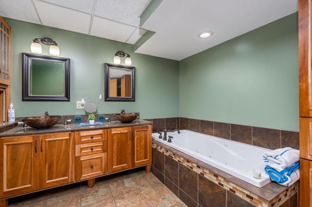 110 S Belmont Drive, Mankato, MN 56001