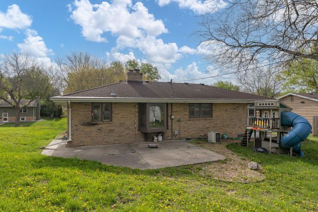110 S Belmont Drive, Mankato, MN 56001