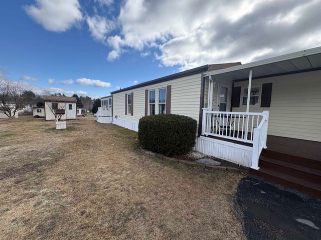 5 Monadnock Drive, Rochester, NH 03867