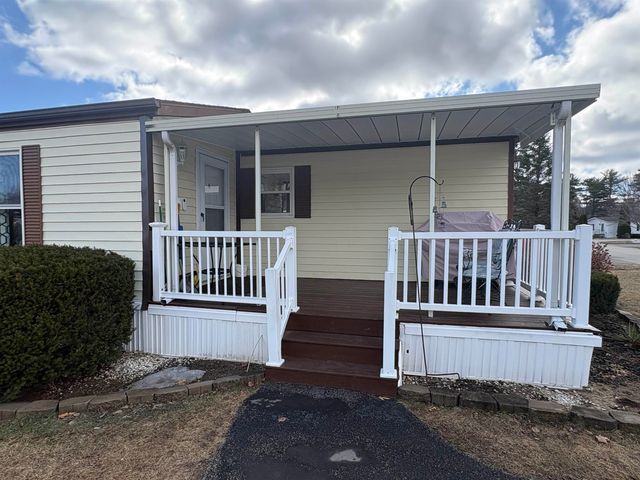 5 Monadnock Drive, Rochester, NH 03867