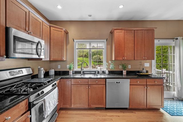 1 Bridle Path Rd, Lynn, MA 01904
