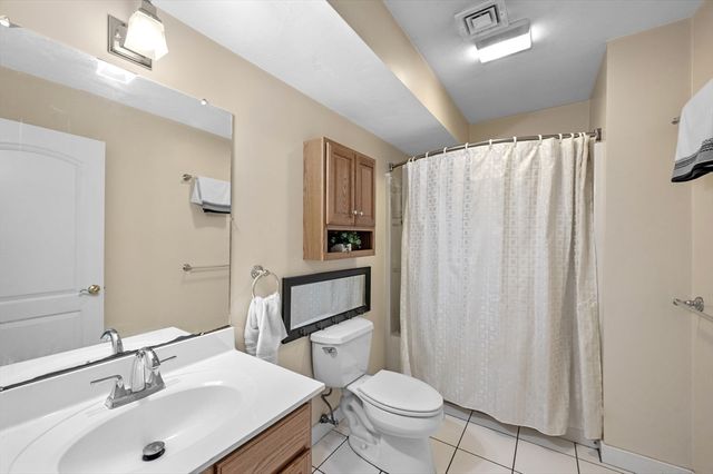 1 Bridle Path Rd, Lynn, MA 01904