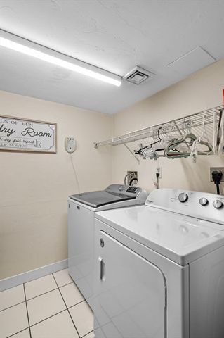 1 Bridle Path Rd, Lynn, MA 01904