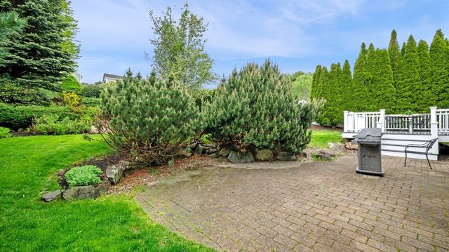 1 Bridle Path Rd, Lynn, MA 01904