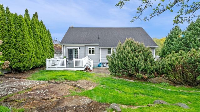 1 Bridle Path Rd, Lynn, MA 01904
