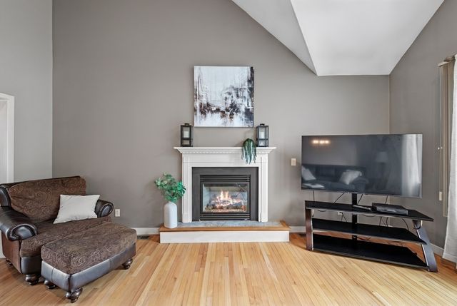 1 Bridle Path Rd, Lynn, MA 01904