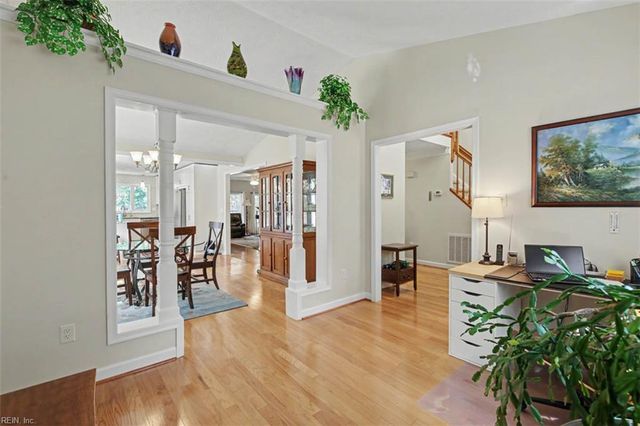 855 Lancaster LN, Newport News, VA 23602