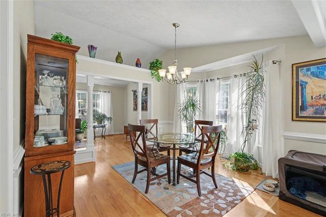855 Lancaster LN, Newport News, VA 23602