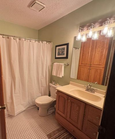 6313 Alderwood Bay D, Woodbury, MN 55125