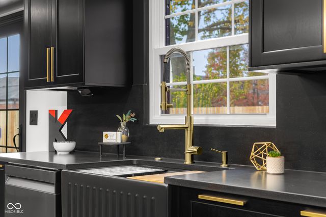 811 27th Street, Columbus, IN 47201