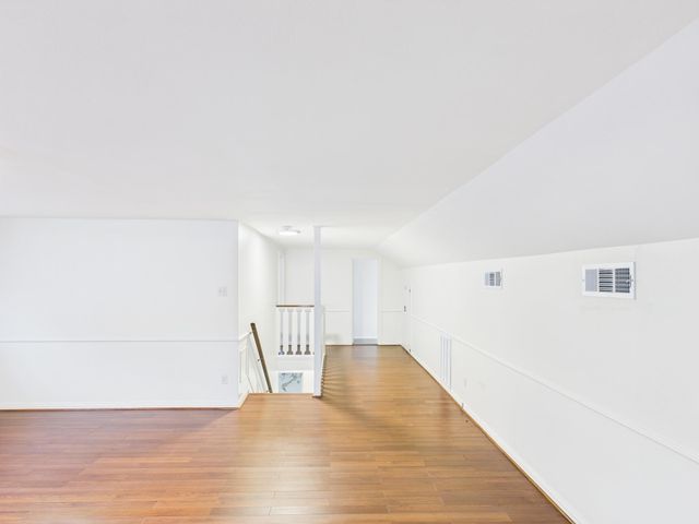 9526 Meadowcroft Drive, Houston, TX 77063