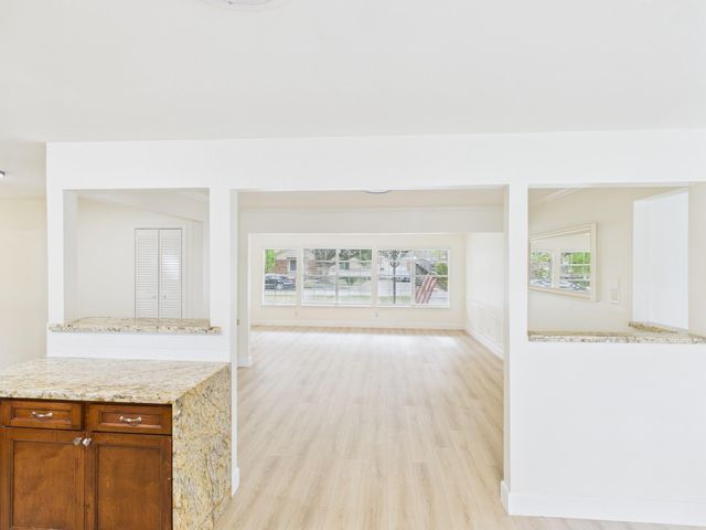 9526 Meadowcroft Drive, Houston, TX 77063