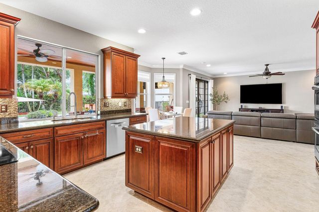 11056 Brandywine Lake Way, Boynton Beach, FL 33473