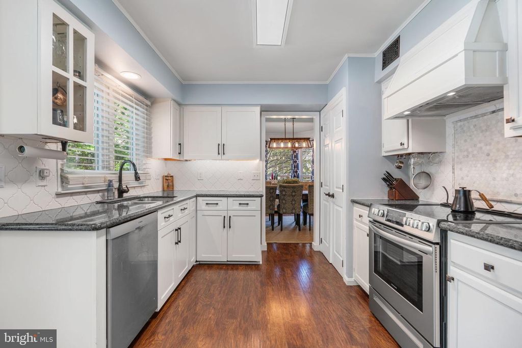 Image 12 of property listing at 3538 FOREST HAVEN DR, Laurel, MD 20724