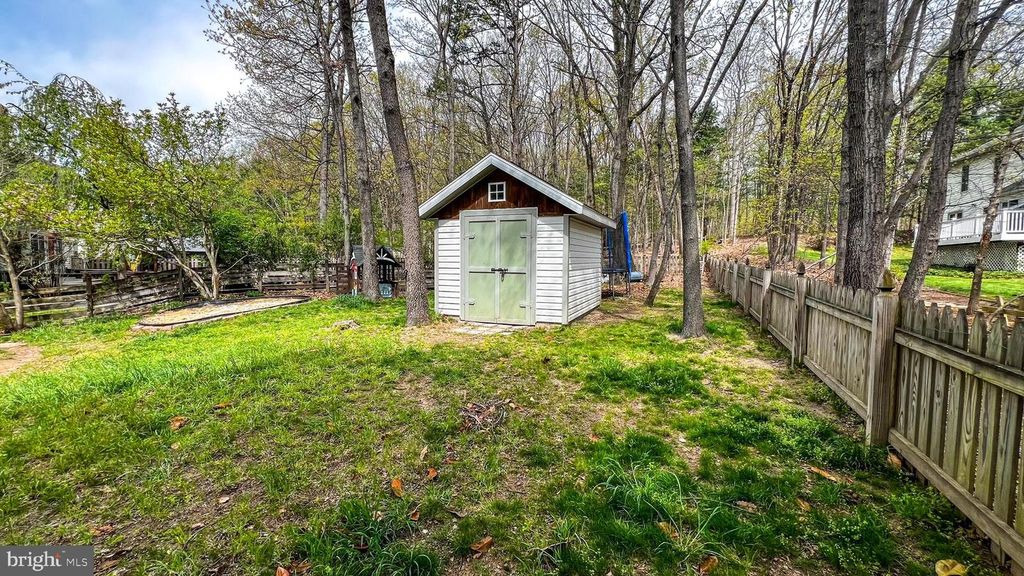 Image 65 of property listing at 3538 FOREST HAVEN DR, Laurel, MD 20724