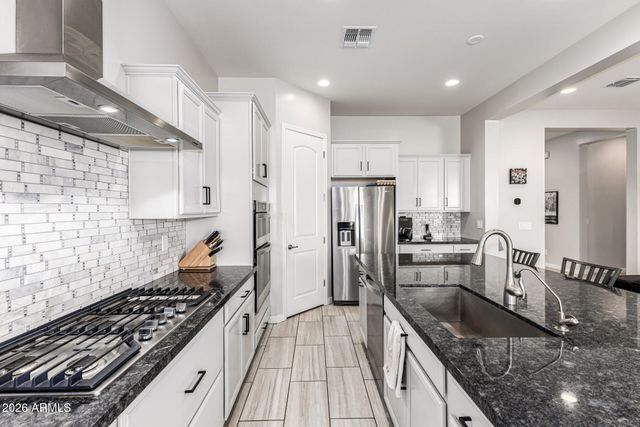 10836 W LUKE Avenue, Phoenix, AZ 85037