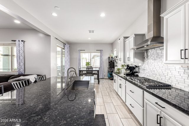 10836 W LUKE Avenue, Phoenix, AZ 85037